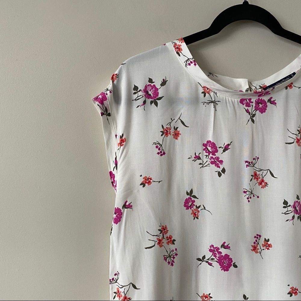 ABERCROMBIE & Fitch Floral Button Back Top - Picture 6 of 10